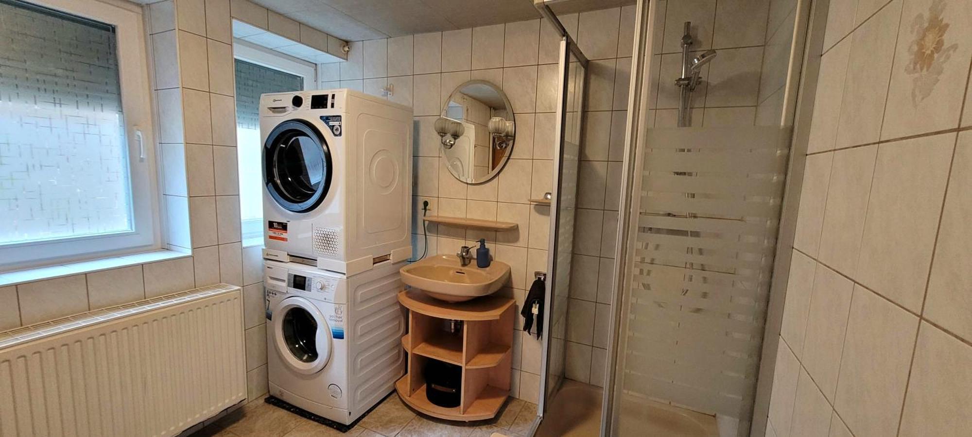 Suhl - Ihre Erholsame Arbeiterwohnung In Zentrumnaehe エクステリア 写真