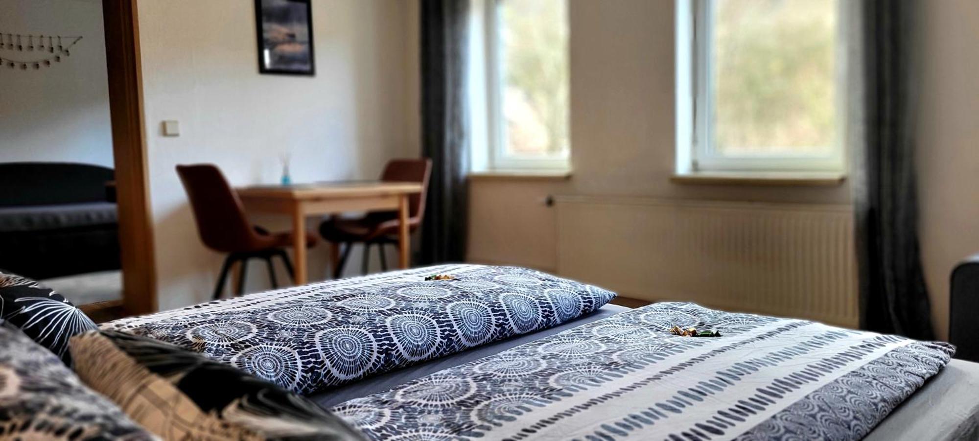 Suhl - Ihre Erholsame Arbeiterwohnung In Zentrumnaehe エクステリア 写真