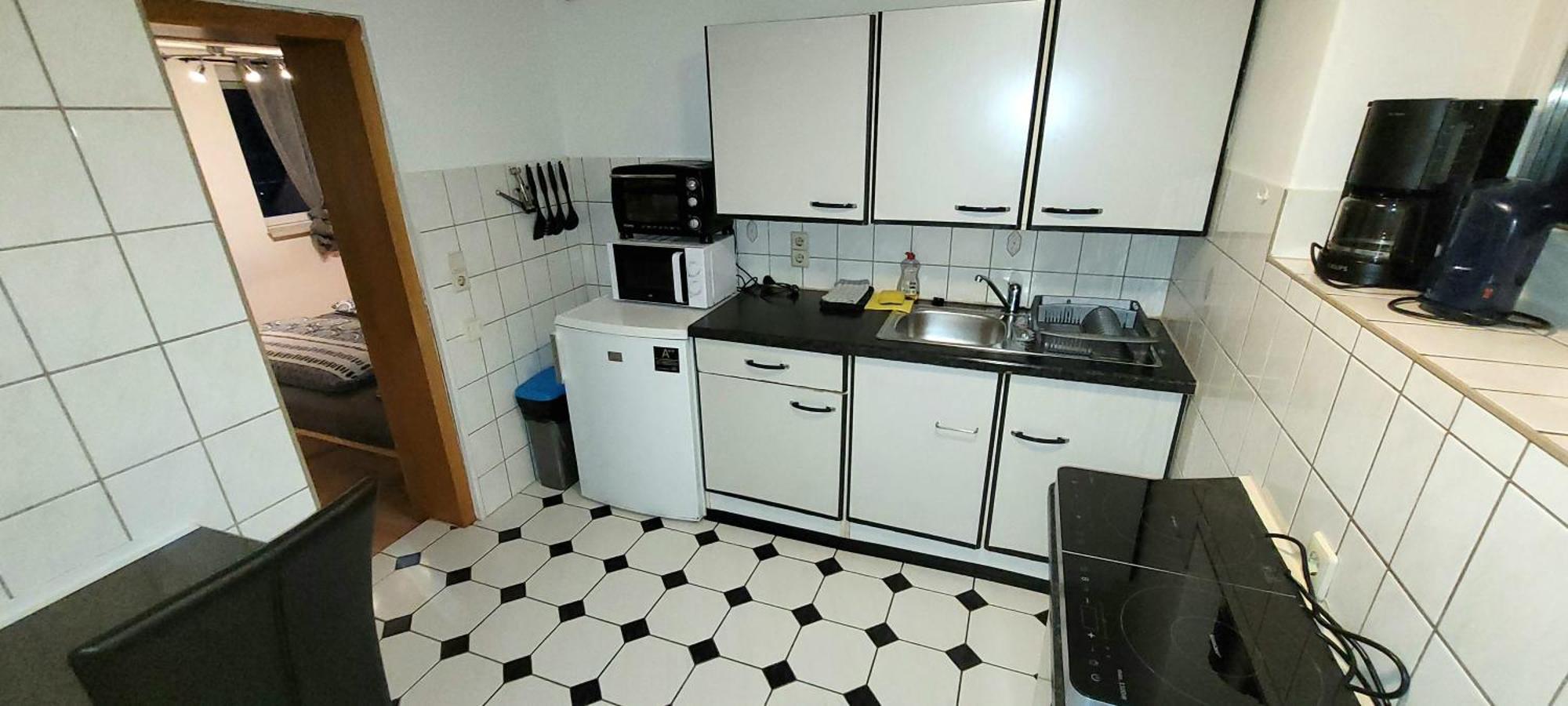 Suhl - Ihre Erholsame Arbeiterwohnung In Zentrumnaehe エクステリア 写真